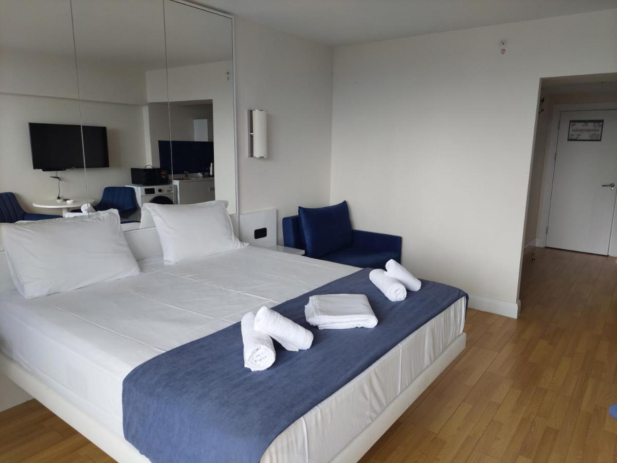Orbi City Apartment Batoemi Buitenkant foto